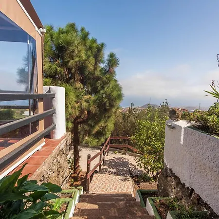 Vakantiehuis Home2Book Rustic House Los Realejos, Private Pool